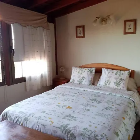 Casa Rosales With Pool & Wifi Сasa de vacaciones