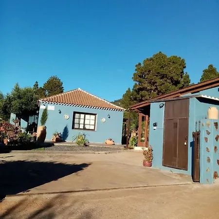 Casa Rosales With Pool & Wifi Holiday home *