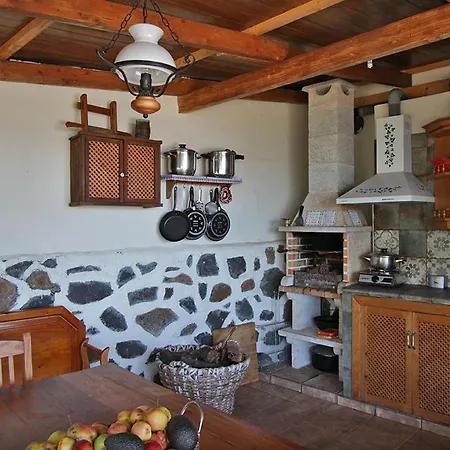 Casa Rosales With Pool & Wifi Holiday home *