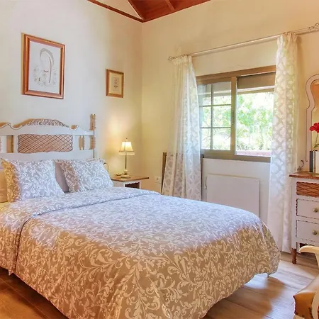 Casa Rosales With Pool & Wifi Holiday home Puntagorda (La Palma)