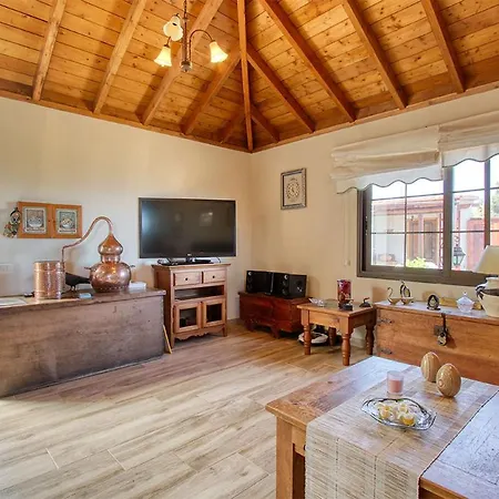 Casa Rosales With Pool & Wifi Holiday home Puntagorda (La Palma)